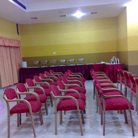 Kpm Regency Otel Palakkad Oda fotoğraf
