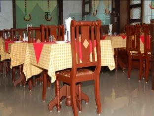 Kpm Regency Otel Palakkad Dış mekan fotoğraf
